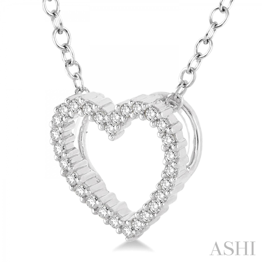 10 karat white gold heart pendant 93809 